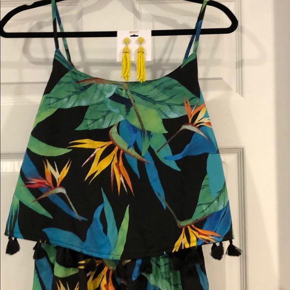 Ana romper and earrings size small - Picture 2 of 3